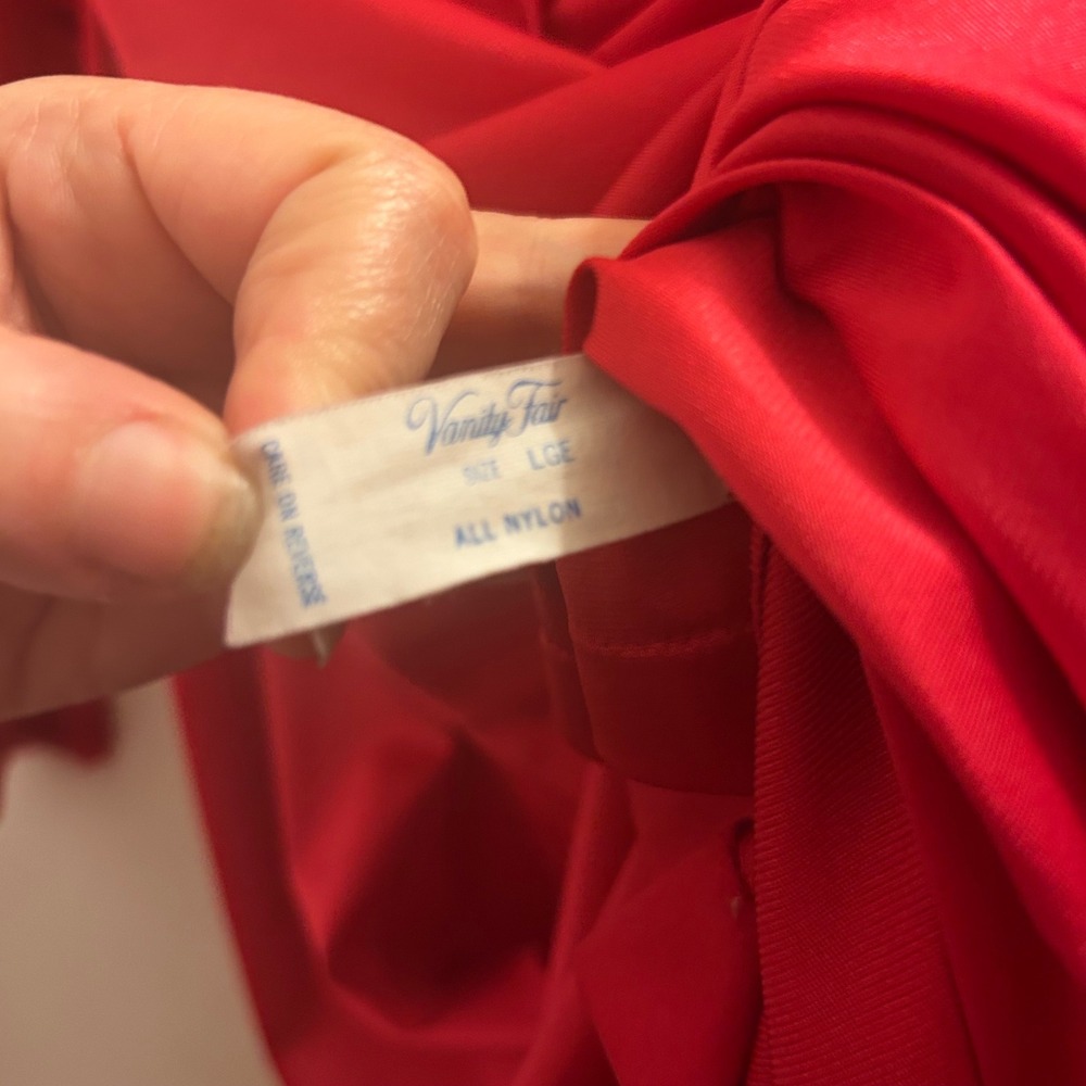 Vintage Vanity Fair Red Nylon Button Front Robe Nightgown Lace Trim‎ L - Picture 11 of 13